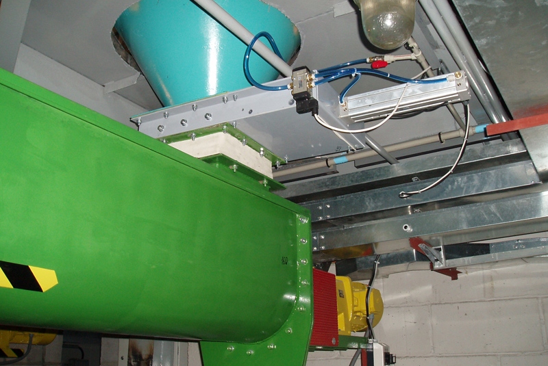 DOPRAVNÍKY / Závitovkové dopravníky - foto DOPRAVNÍKY / Závitovkové dopravníky - foto