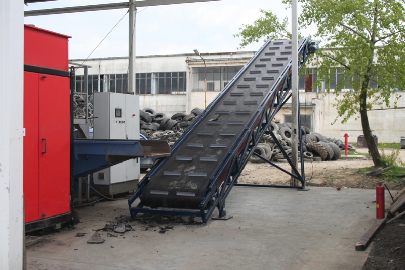 DOPRAVNÍKY / Pásové dopravníky - foto DOPRAVNÍKY / Pásové dopravníky - foto